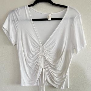 Live‎ in the moment white crop top